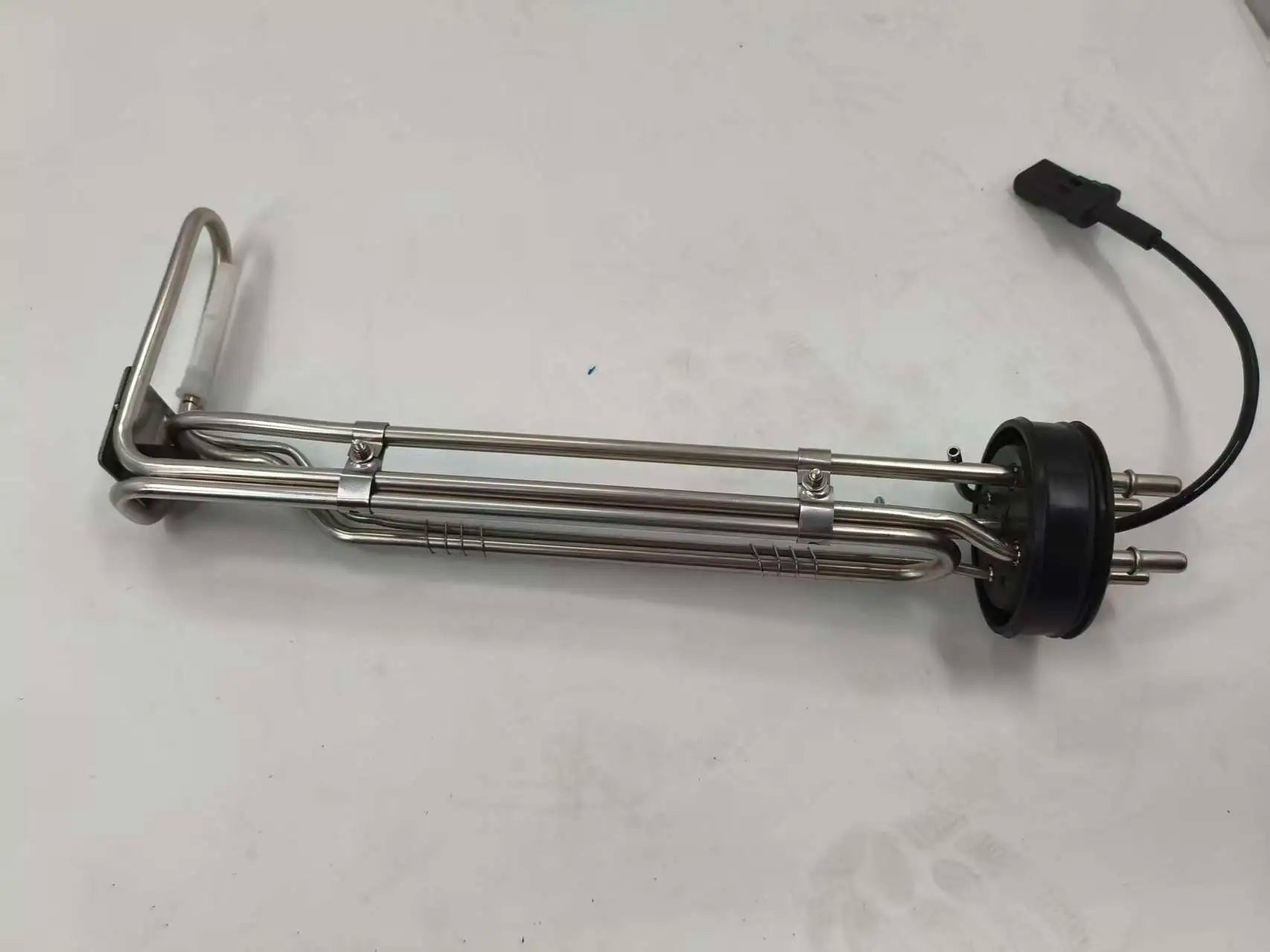 04-30774-001 0430774001 Diesel Exhaust Fluid (DEF) Level Sensor Adblue Def Header DEF Sending Unit fits FREIGHTLINER